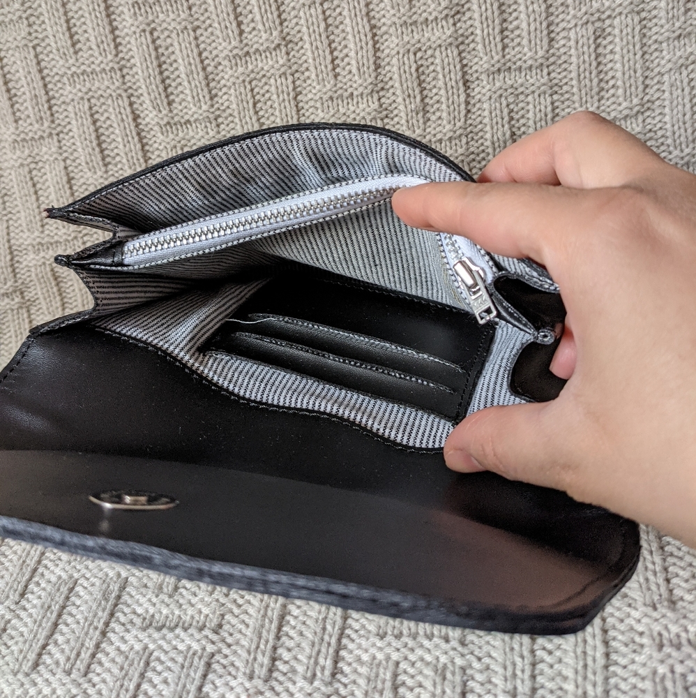 October Jaipur Vegan Leather Clutch - BNWT - Picture 14 of 15